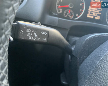 Білий Фольксваген Тігуан, об'ємом двигуна 1.98 л та пробігом 267 тис. км за 12400 $, фото 23 на Automoto.ua