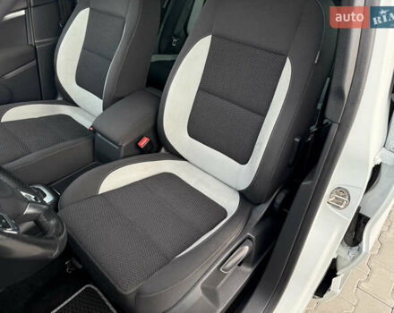 Білий Фольксваген Тігуан, об'ємом двигуна 1.97 л та пробігом 292 тис. км за 16900 $, фото 14 на Automoto.ua