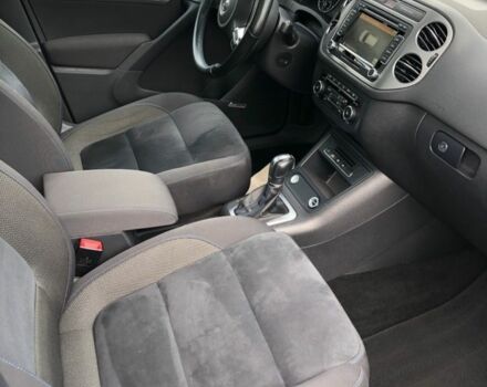 Білий Фольксваген Тігуан, об'ємом двигуна 2 л та пробігом 142 тис. км за 9200 $, фото 15 на Automoto.ua