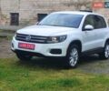 Білий Фольксваген Тігуан, об'ємом двигуна 2 л та пробігом 136 тис. км за 11800 $, фото 1 на Automoto.ua