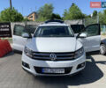 Белый Фольксваген Тигуан, объемом двигателя 1.98 л и пробегом 178 тыс. км за 15000 $, фото 7 на Automoto.ua