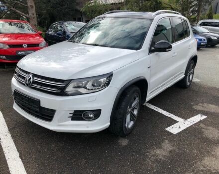 Білий Фольксваген Тігуан, об'ємом двигуна 2 л та пробігом 142 тис. км за 9200 $, фото 6 на Automoto.ua