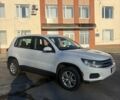 Білий Фольксваген Тігуан, об'ємом двигуна 2 л та пробігом 220 тис. км за 259 $, фото 6 на Automoto.ua
