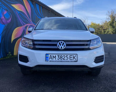 Белый Фольксваген Тигуан, объемом двигателя 1.98 л и пробегом 84 тыс. км за 12700 $, фото 2 на Automoto.ua