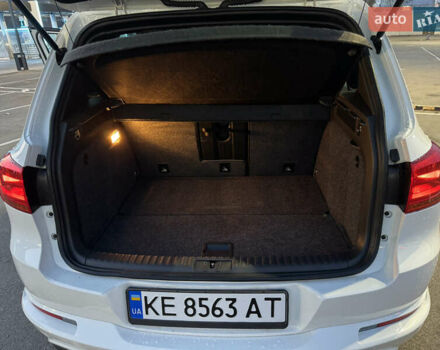 Белый Фольксваген Тигуан, объемом двигателя 1.98 л и пробегом 154 тыс. км за 14999 $, фото 25 на Automoto.ua