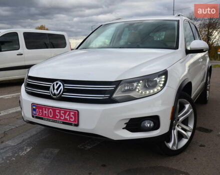 Белый Фольксваген Тигуан, объемом двигателя 2 л и пробегом 156 тыс. км за 12750 $, фото 4 на Automoto.ua
