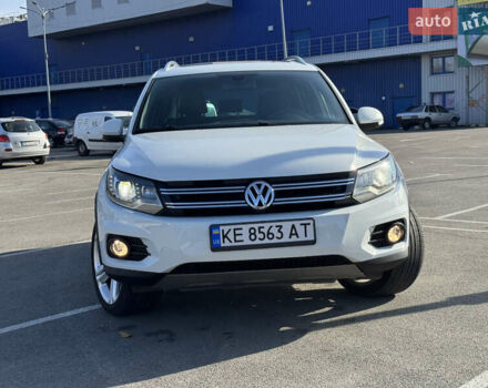 Белый Фольксваген Тигуан, объемом двигателя 1.98 л и пробегом 153 тыс. км за 15800 $, фото 2 на Automoto.ua