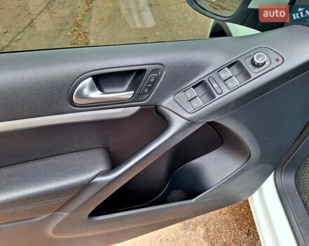 Білий Фольксваген Тігуан, об'ємом двигуна 1.97 л та пробігом 169 тис. км за 15500 $, фото 15 на Automoto.ua