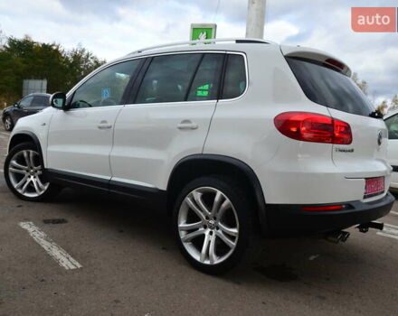 Белый Фольксваген Тигуан, объемом двигателя 2 л и пробегом 156 тыс. км за 12750 $, фото 27 на Automoto.ua
