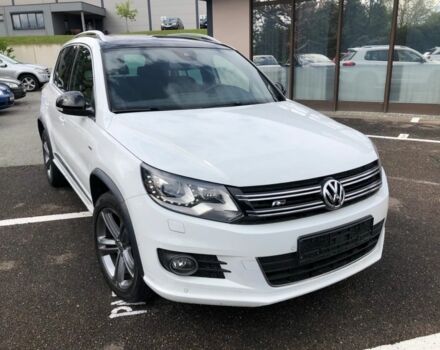 Білий Фольксваген Тігуан, об'ємом двигуна 2 л та пробігом 142 тис. км за 9200 $, фото 8 на Automoto.ua