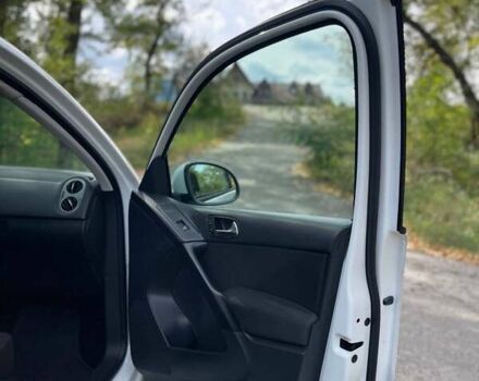 Белый Фольксваген Тигуан, объемом двигателя 1.97 л и пробегом 184 тыс. км за 12400 $, фото 17 на Automoto.ua