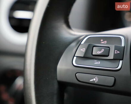 Белый Фольксваген Тигуан, объемом двигателя 2 л и пробегом 130 тыс. км за 16950 $, фото 100 на Automoto.ua