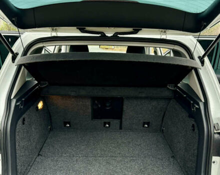 Белый Фольксваген Тигуан, объемом двигателя 1.98 л и пробегом 283 тыс. км за 12500 $, фото 12 на Automoto.ua