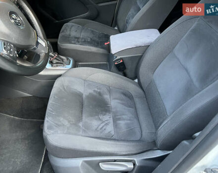 Белый Фольксваген Тигуан, объемом двигателя 1.97 л и пробегом 111 тыс. км за 17000 $, фото 16 на Automoto.ua