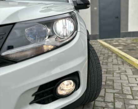 Белый Фольксваген Тигуан, объемом двигателя 1.98 л и пробегом 173 тыс. км за 15900 $, фото 2 на Automoto.ua