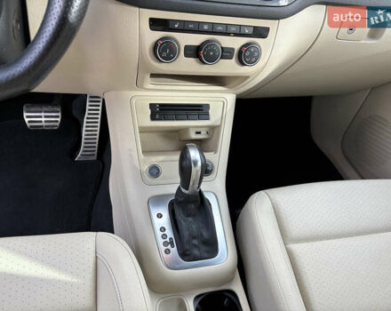 Белый Фольксваген Тигуан, объемом двигателя 2 л и пробегом 147 тыс. км за 13900 $, фото 21 на Automoto.ua