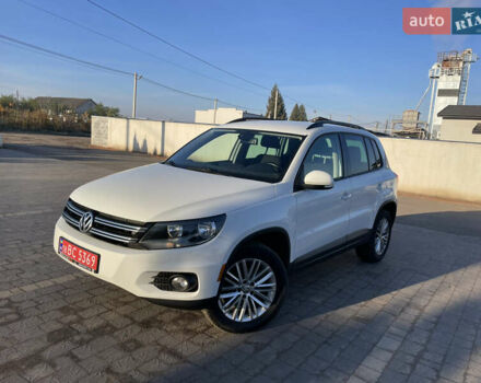 Белый Фольксваген Тигуан, объемом двигателя 2 л и пробегом 283 тыс. км за 10700 $, фото 4 на Automoto.ua