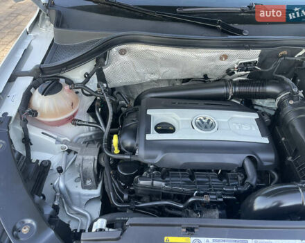 Белый Фольксваген Тигуан, объемом двигателя 2 л и пробегом 283 тыс. км за 10700 $, фото 74 на Automoto.ua