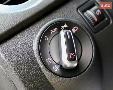 Белый Фольксваген Тигуан, объемом двигателя 2 л и пробегом 130 тыс. км за 16950 $, фото 55 на Automoto.ua