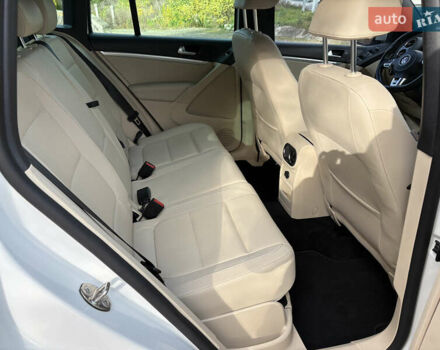 Белый Фольксваген Тигуан, объемом двигателя 2 л и пробегом 147 тыс. км за 13900 $, фото 32 на Automoto.ua