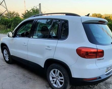 Белый Фольксваген Тигуан, объемом двигателя 1.98 л и пробегом 159 тыс. км за 13000 $, фото 8 на Automoto.ua