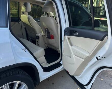 Белый Фольксваген Тигуан, объемом двигателя 1.98 л и пробегом 148 тыс. км за 13800 $, фото 17 на Automoto.ua