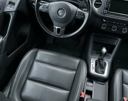 Білий Фольксваген Тігуан, об'ємом двигуна 2 л та пробігом 205 тис. км за 10250 $, фото 20 на Automoto.ua