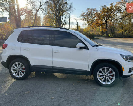 Белый Фольксваген Тигуан, объемом двигателя 1.98 л и пробегом 190 тыс. км за 14500 $, фото 4 на Automoto.ua