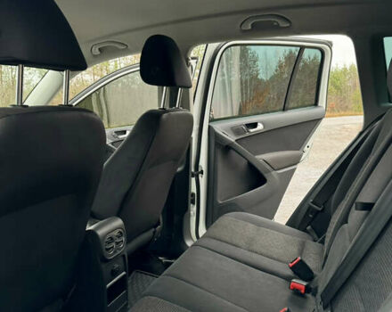 Белый Фольксваген Тигуан, объемом двигателя 1.98 л и пробегом 283 тыс. км за 12500 $, фото 10 на Automoto.ua