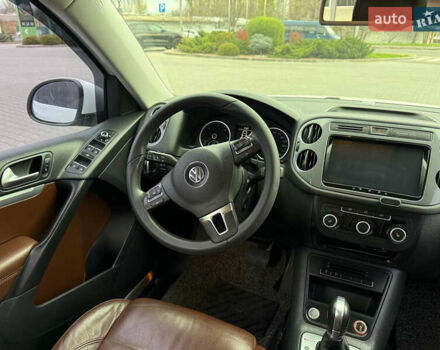 Білий Фольксваген Тігуан, об'ємом двигуна 2 л та пробігом 151 тис. км за 15300 $, фото 34 на Automoto.ua