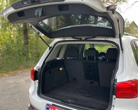 Белый Фольксваген Тигуан, объемом двигателя 1.97 л и пробегом 184 тыс. км за 12400 $, фото 16 на Automoto.ua