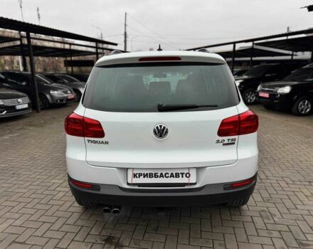 Белый Фольксваген Тигуан, объемом двигателя 2 л и пробегом 124 тыс. км за 13300 $, фото 5 на Automoto.ua