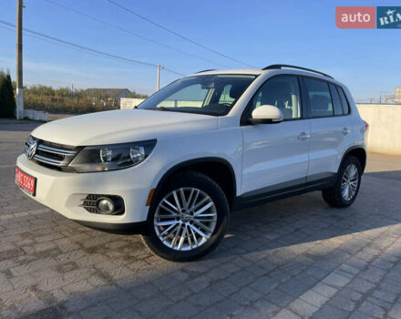 Белый Фольксваген Тигуан, объемом двигателя 2 л и пробегом 283 тыс. км за 10700 $, фото 1 на Automoto.ua