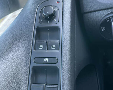 Белый Фольксваген Тигуан, объемом двигателя 2 л и пробегом 283 тыс. км за 10700 $, фото 57 на Automoto.ua