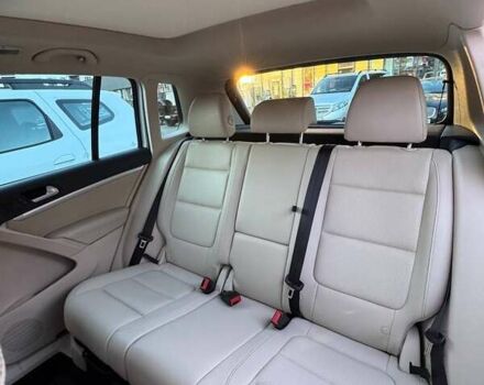 Белый Фольксваген Тигуан, объемом двигателя 1.98 л и пробегом 213 тыс. км за 12700 $, фото 4 на Automoto.ua