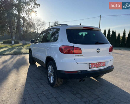 Белый Фольксваген Тигуан, объемом двигателя 2 л и пробегом 283 тыс. км за 10700 $, фото 12 на Automoto.ua