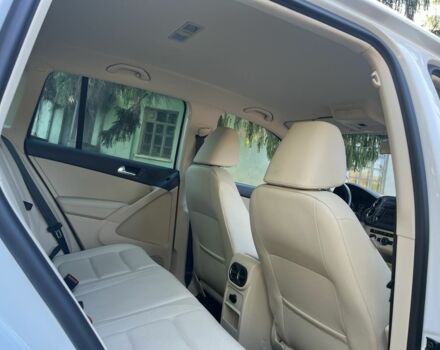 Белый Фольксваген Тигуан, объемом двигателя 2 л и пробегом 52 тыс. км за 14000 $, фото 18 на Automoto.ua