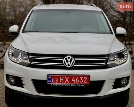 Белый Фольксваген Тигуан, объемом двигателя 2 л и пробегом 130 тыс. км за 16950 $, фото 3 на Automoto.ua