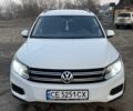 Белый Фольксваген Тигуан, объемом двигателя 2 л и пробегом 130 тыс. км за 14500 $, фото 2 на Automoto.ua