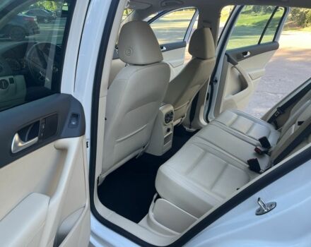 Белый Фольксваген Тигуан, объемом двигателя 2 л и пробегом 52 тыс. км за 14000 $, фото 22 на Automoto.ua