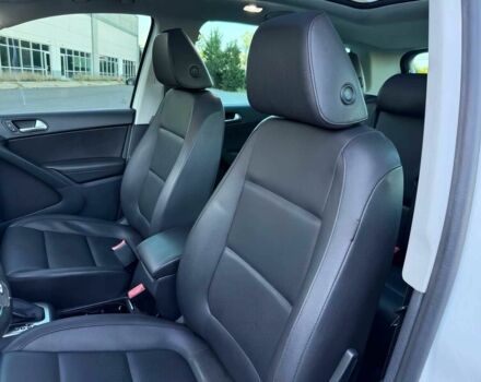 Білий Фольксваген Тігуан, об'ємом двигуна 2 л та пробігом 74 тис. км за 5500 $, фото 12 на Automoto.ua