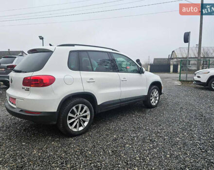 Білий Фольксваген Тігуан, об'ємом двигуна 1.98 л та пробігом 224 тис. км за 11990 $, фото 6 на Automoto.ua