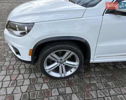 Белый Фольксваген Тигуан, объемом двигателя 2 л и пробегом 147 тыс. км за 13900 $, фото 15 на Automoto.ua