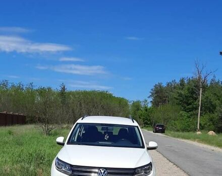 Белый Фольксваген Тигуан, объемом двигателя 1.98 л и пробегом 159 тыс. км за 13000 $, фото 2 на Automoto.ua