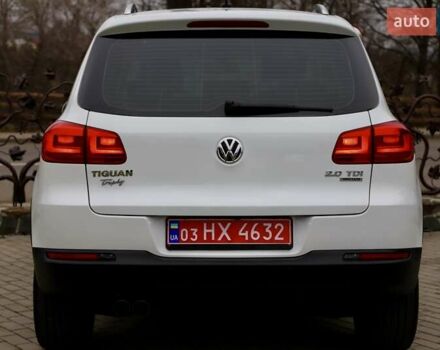 Белый Фольксваген Тигуан, объемом двигателя 2 л и пробегом 130 тыс. км за 16950 $, фото 16 на Automoto.ua