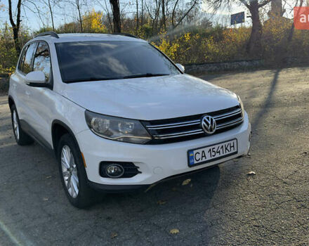 Белый Фольксваген Тигуан, объемом двигателя 1.98 л и пробегом 190 тыс. км за 14500 $, фото 1 на Automoto.ua