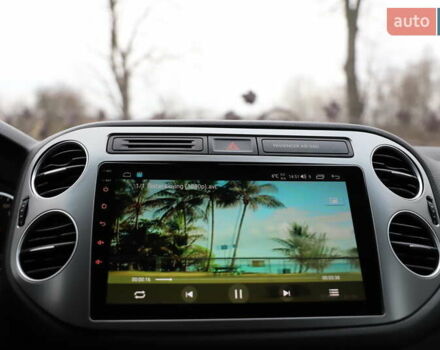 Белый Фольксваген Тигуан, объемом двигателя 2 л и пробегом 130 тыс. км за 16950 $, фото 90 на Automoto.ua