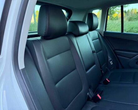 Білий Фольксваген Тігуан, об'ємом двигуна 2 л та пробігом 74 тис. км за 5500 $, фото 16 на Automoto.ua