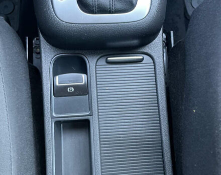 Белый Фольксваген Тигуан, объемом двигателя 2 л и пробегом 283 тыс. км за 10700 $, фото 58 на Automoto.ua