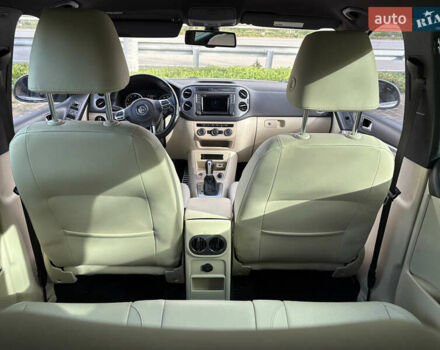 Белый Фольксваген Тигуан, объемом двигателя 2 л и пробегом 147 тыс. км за 13900 $, фото 27 на Automoto.ua